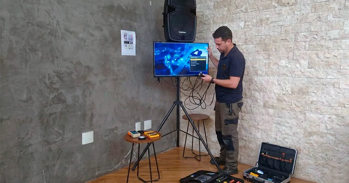 Karaokê Profissional: Estratégias para Elevar Sua Festa a Outro Nível